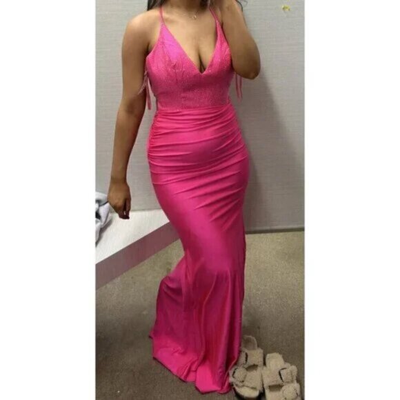 LA FEMME Tie Back Sequin Trumpet Gown in Neon Pink Size US 0 - Picture 2 of 9